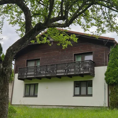 Nevesta Hol Pod Chopkom